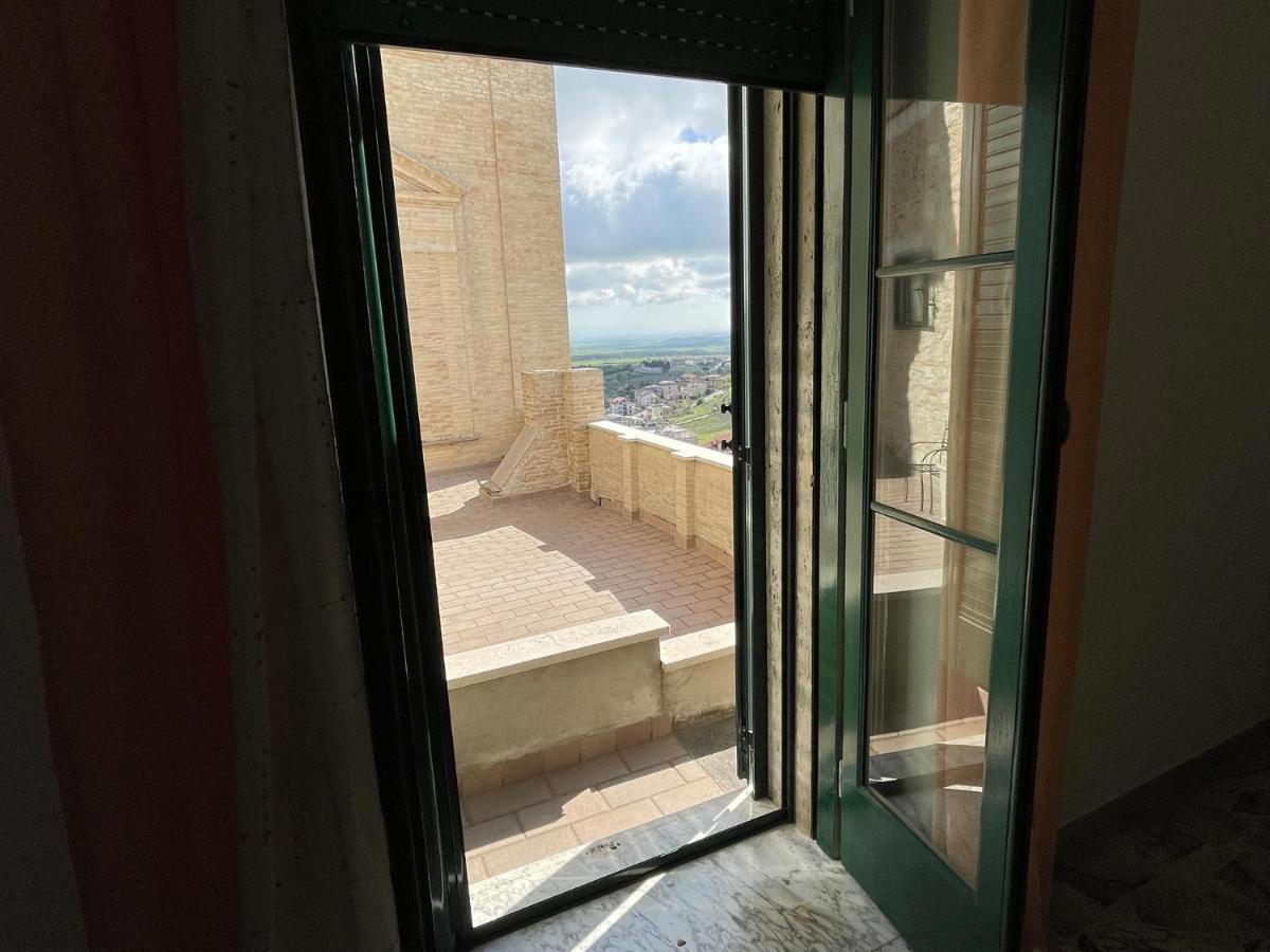 B&B Caterina Biccari Buitenkant foto